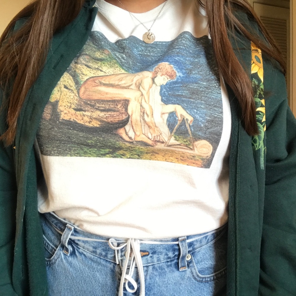 cute graphic tee!